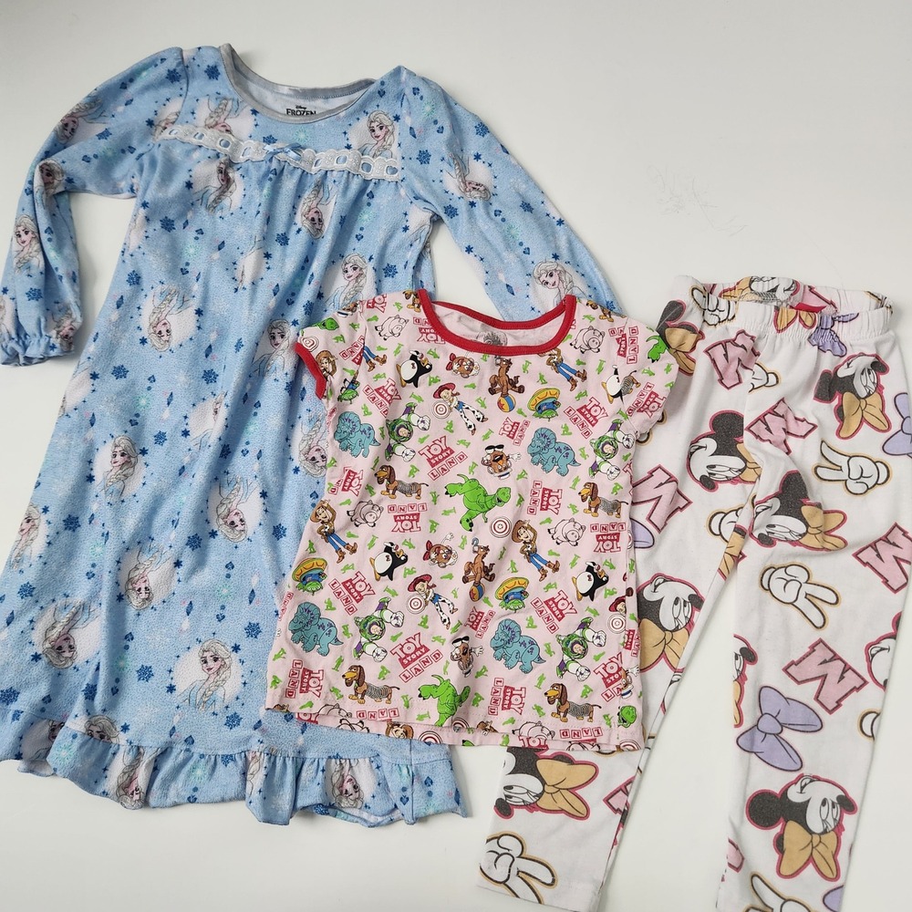 Disney Little Girl Toddler‎ Bundle Size 4T - 3 items total